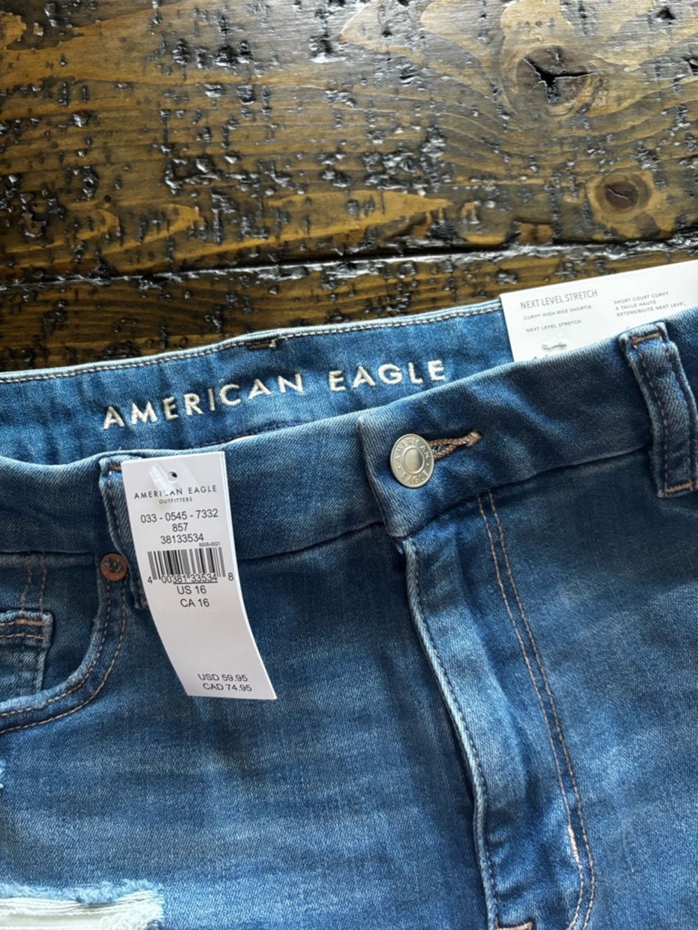 NWT American Eagle Curvy High-Rise Shortie Distressed Jean Shorts - 16 / 33W - Picture 4 of 9